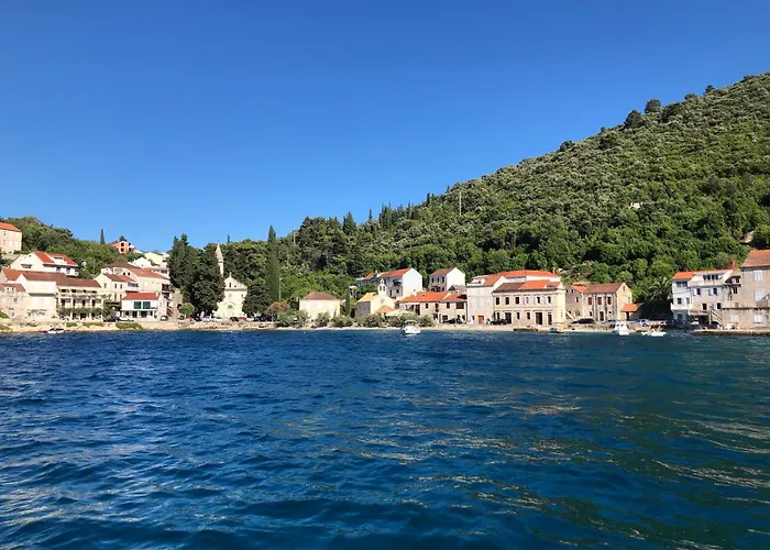 度假居 Luca Račišće