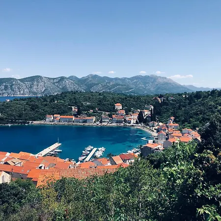 Luca Casa de Férias Račišće