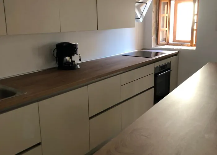 Luca بيت للعطل Račišće